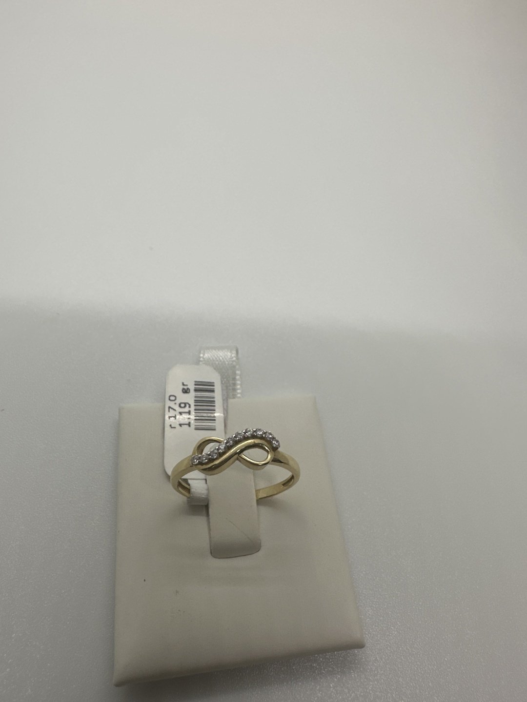 Кольцо Italy Exclusive D4849932 размер 17 вес 1.19 г золото, фианит купить,NaN