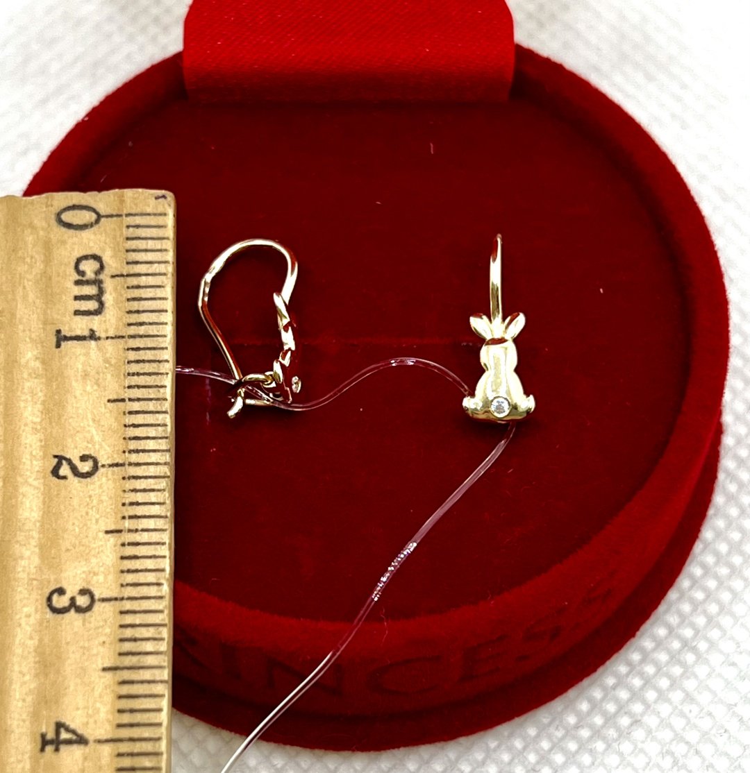 Серьги Veronika jewelry factory C330-1304 вес 1 г золото, фианит купить,NaN