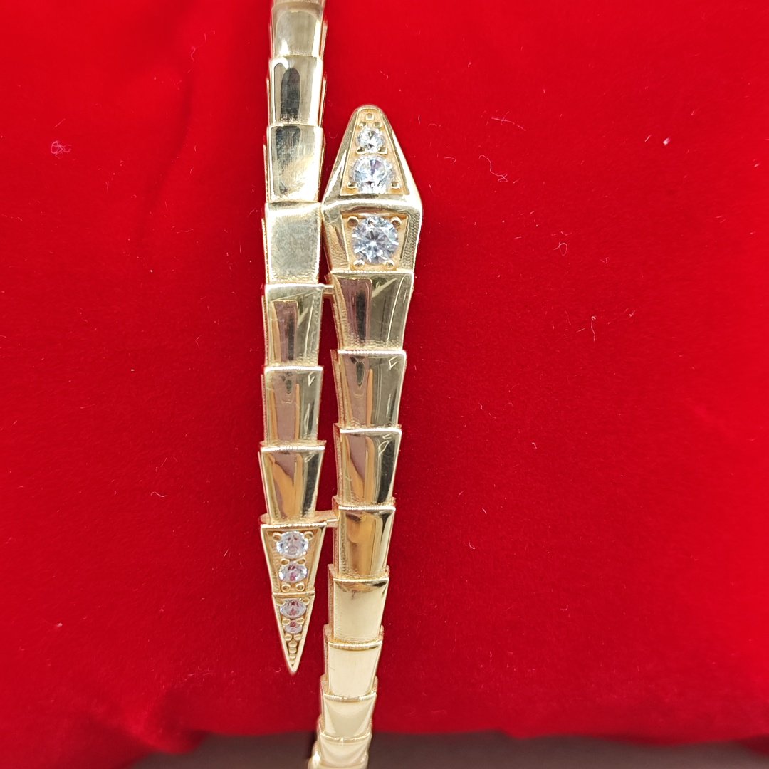 Браслет Zhanar Gold 051860444 длина 19 см, вес 7.6 г золото, плетение отсутствует купить,NaN