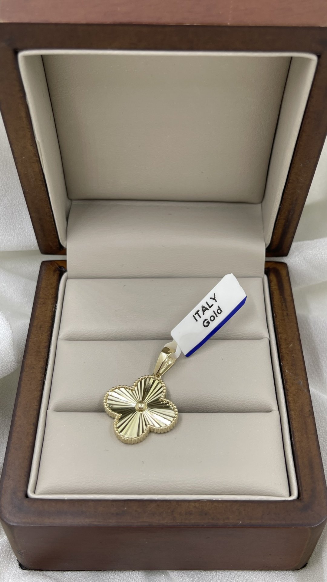 Подвеска Italy Gold 718471 вес 1.93 г золото, без вставок купить,NaN