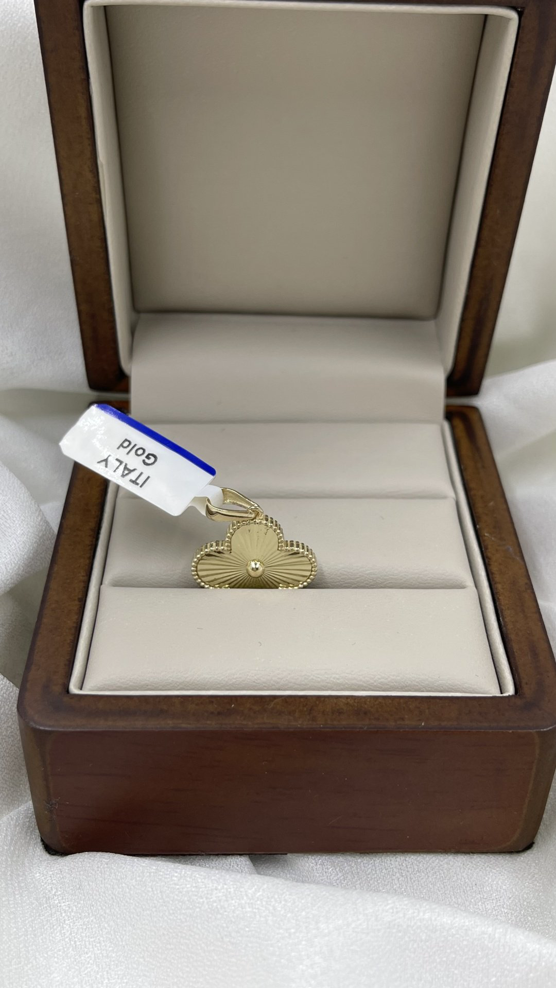 Подвеска Italy Gold 718471 вес 1.93 г золото, без вставок купить,NaN