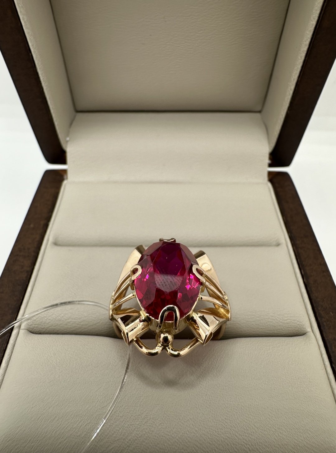Кольцо Золото России Alone Jewelry размер 18 вес 6.66 г золото, рубин купить,NaN