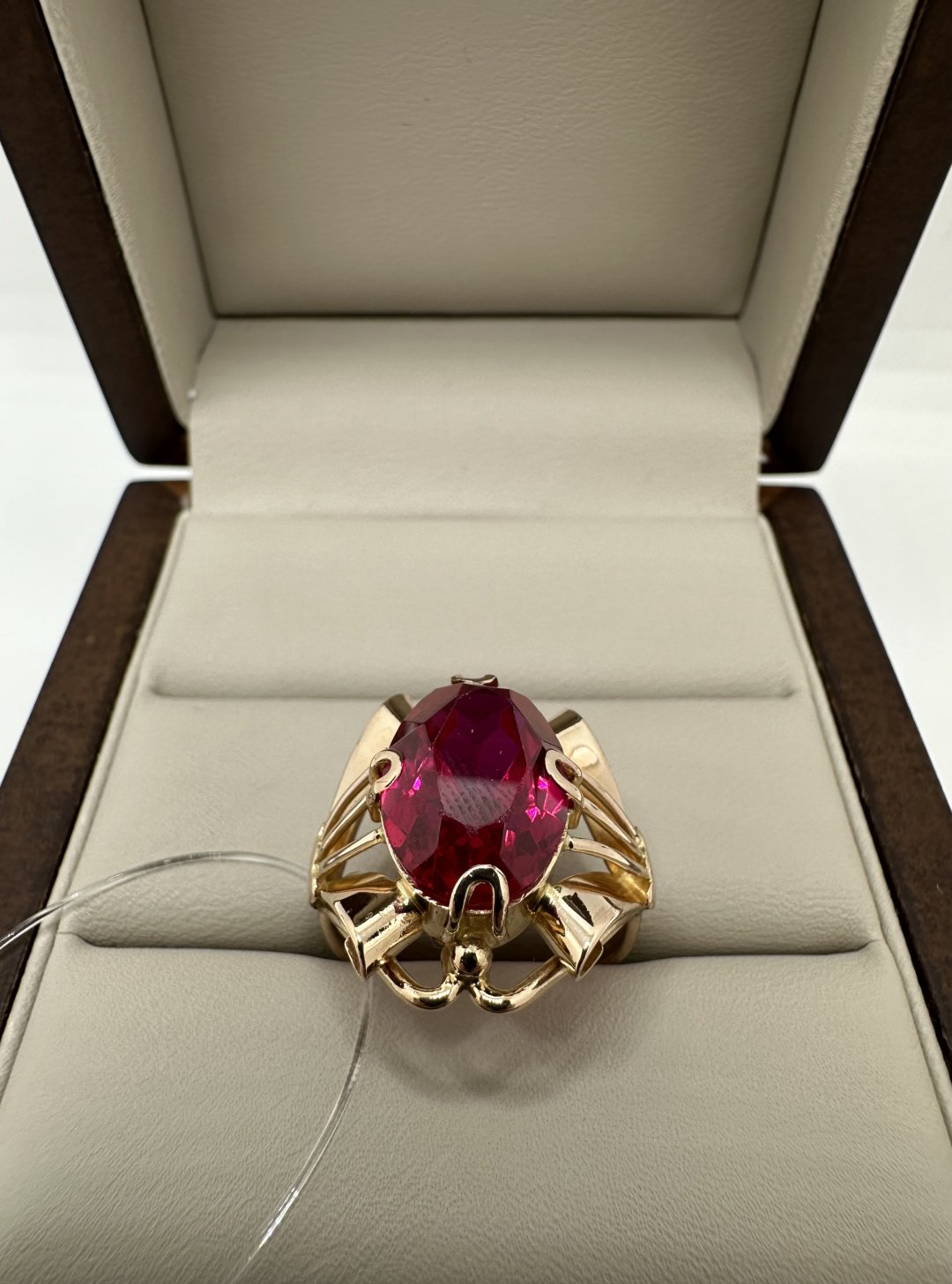 Кольцо Золото России Alone Jewelry размер 18 вес 6.66 г золото, рубин купить,NaN