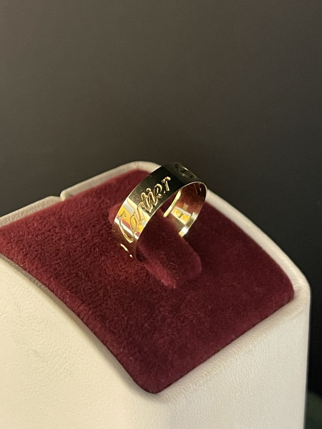 Кольцо Jado Jewellery JJ23102701 размер 17.5 вес 3.39 г золото, без вставок купить,NaN
