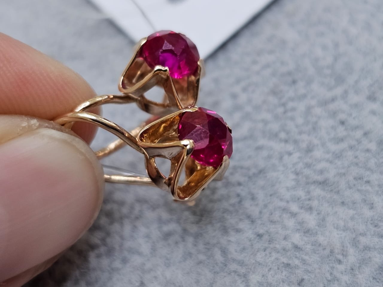 Серьги Anartxy Gold_Anar вес 2.66 г золото, рубин купить,NaN