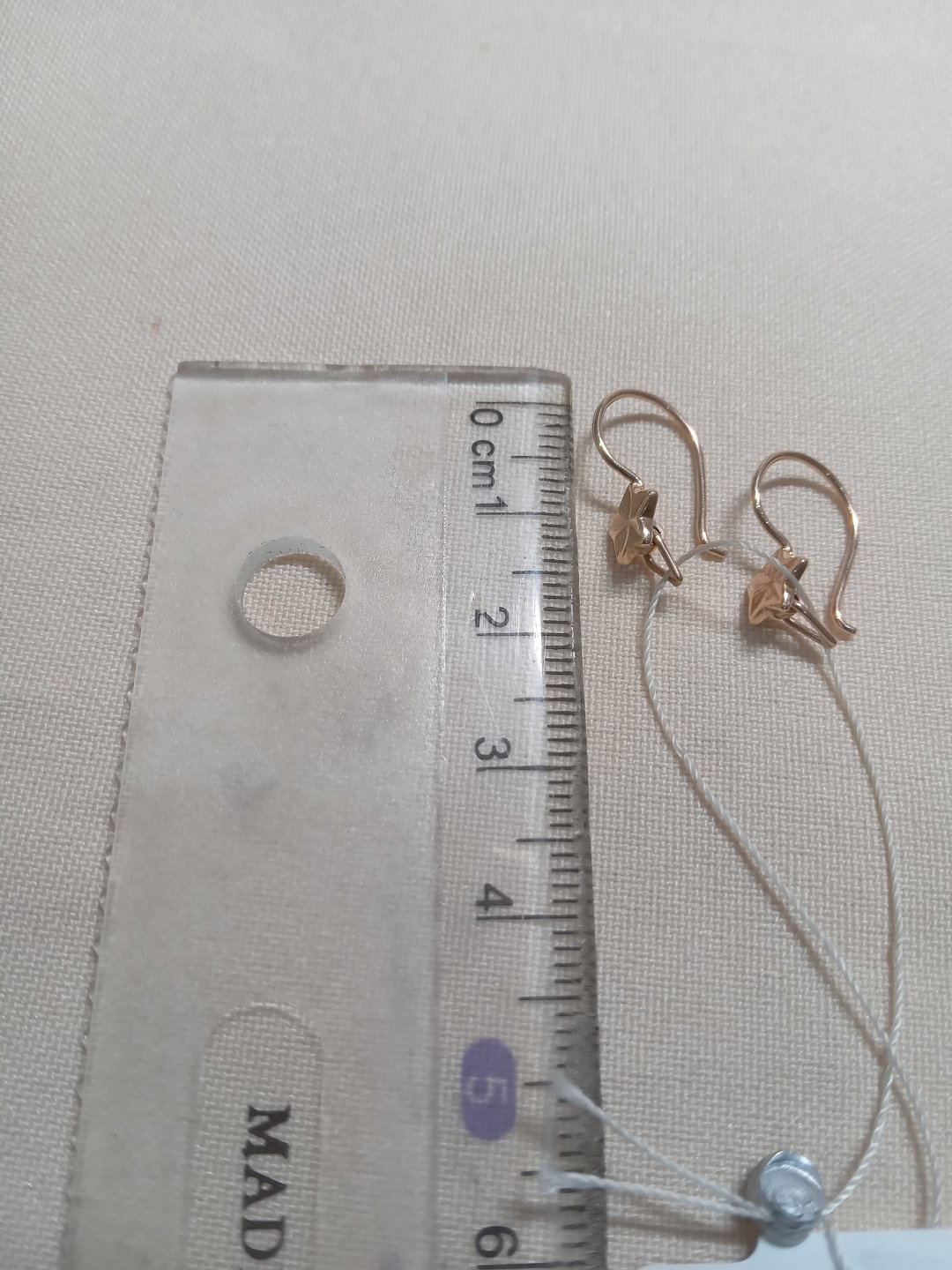 Серьги Crystal 92006 вес 0.98 г золото, без вставок купить,NaN