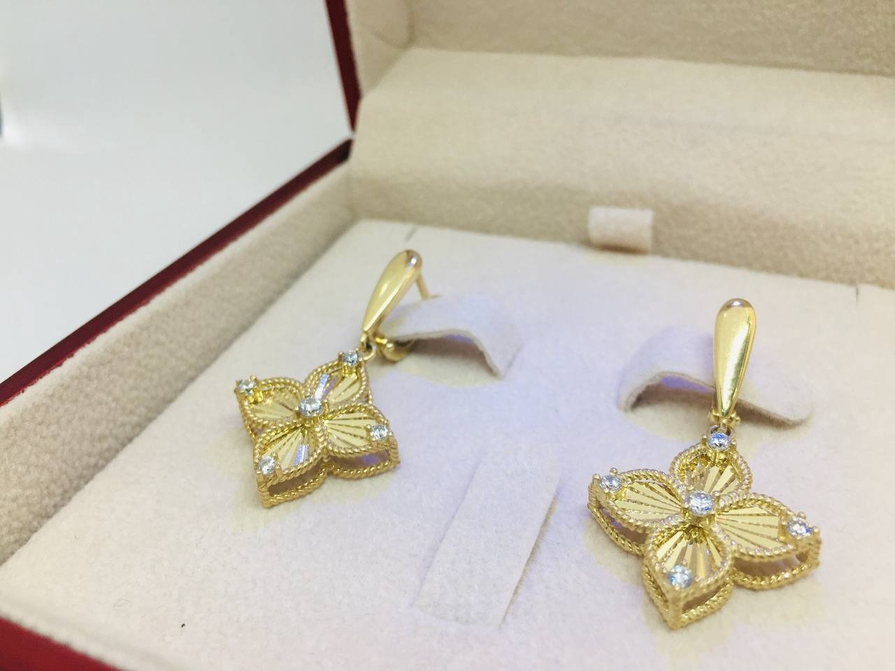 Серьги Splendore Collection SPL000521 вес 6.65 г золото, фианит купить,NaN