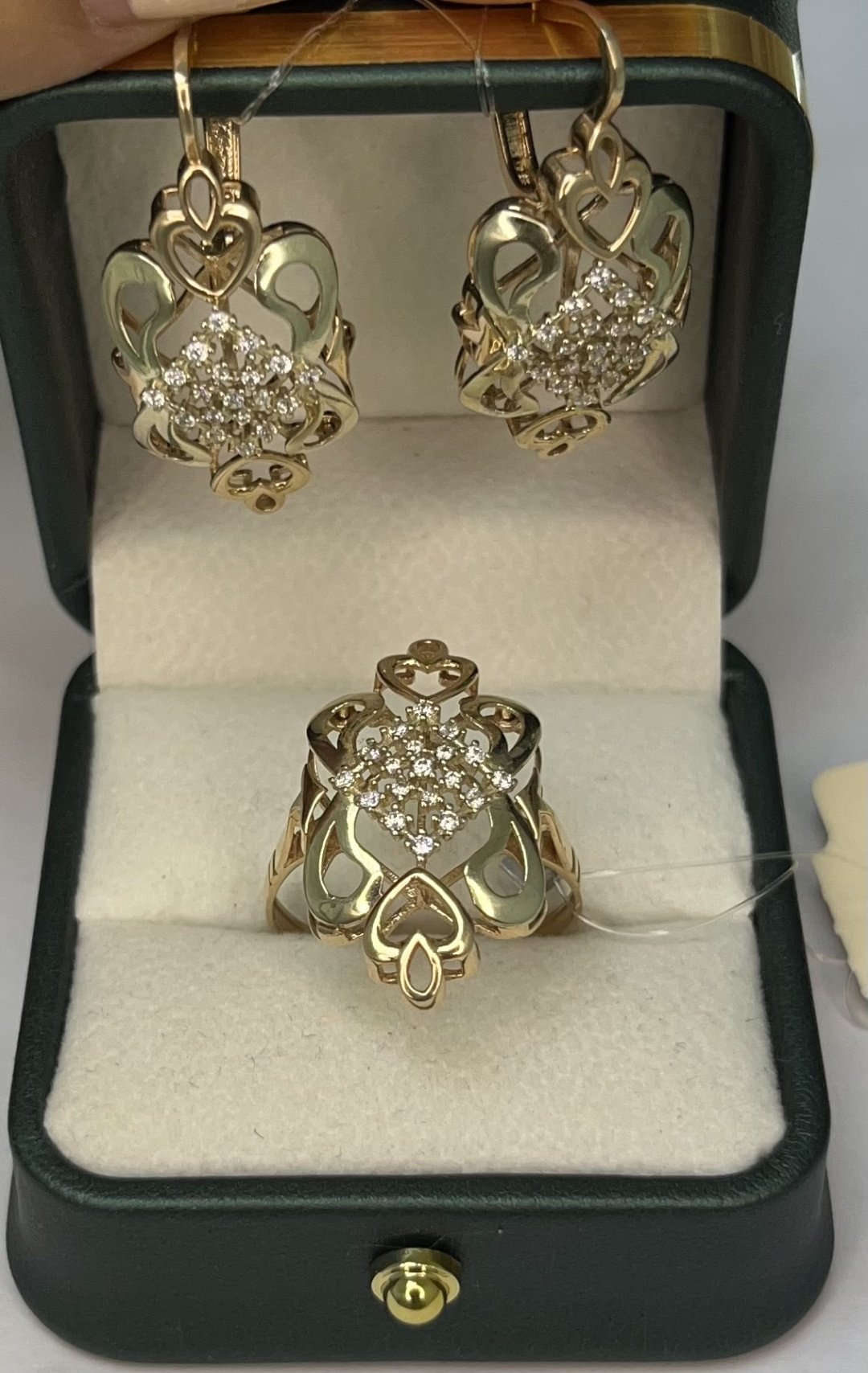DiamonD 7654 вес 10.27 г золото, фианит купить,NaN
