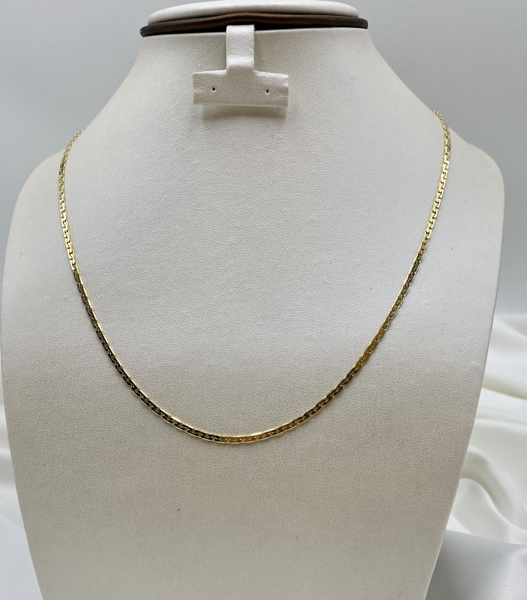Цепь Бронницкий Ювелир A/229 длина 55 см, вес 5.71 г золото, плетение отсутствует купить,NaN