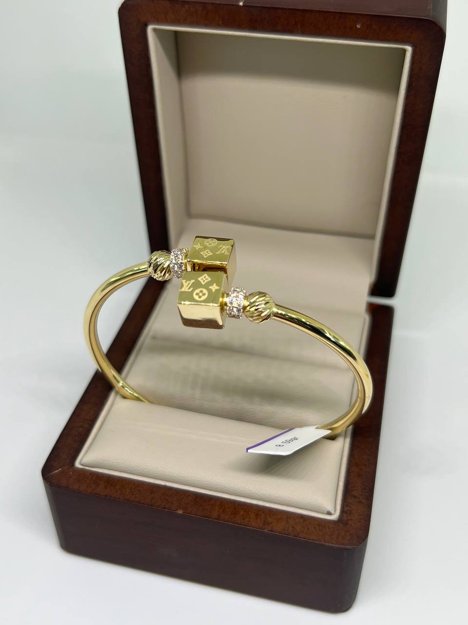 Браслет Italian Gold 30061990 длина 18 см, вес 8.59 г золото, плетение отсутствует купить,NaN