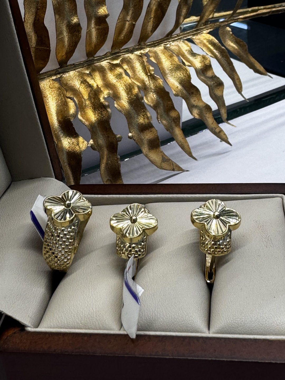 Dinara Gold 132686228 вес 7.16 г золото, без вставок купить,NaN