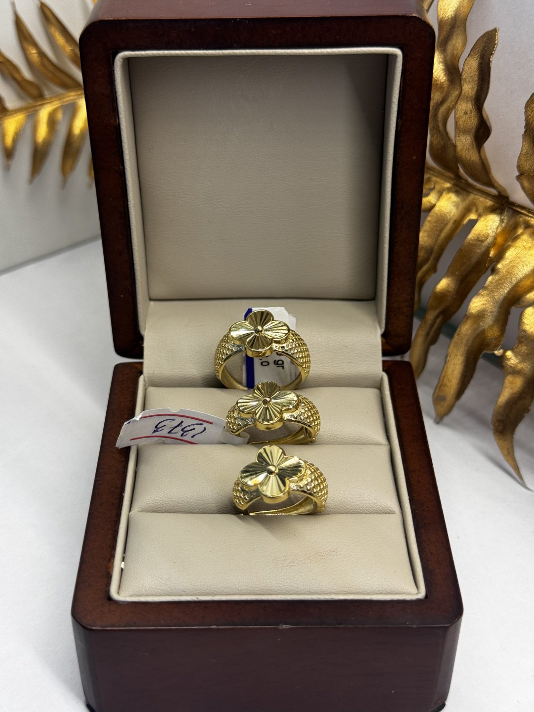 Dinara Gold 132686228 вес 7.16 г золото, без вставок купить,NaN