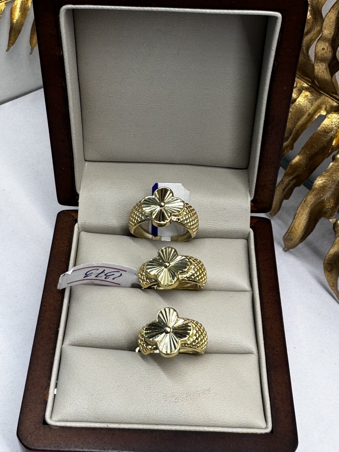 Dinara Gold 132686228 вес 7.16 г золото, без вставок купить,NaN