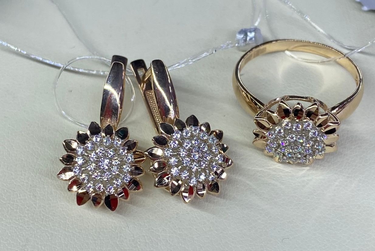 Crystal 897006 вес 6.5 г золото, цирконий купить,NaN