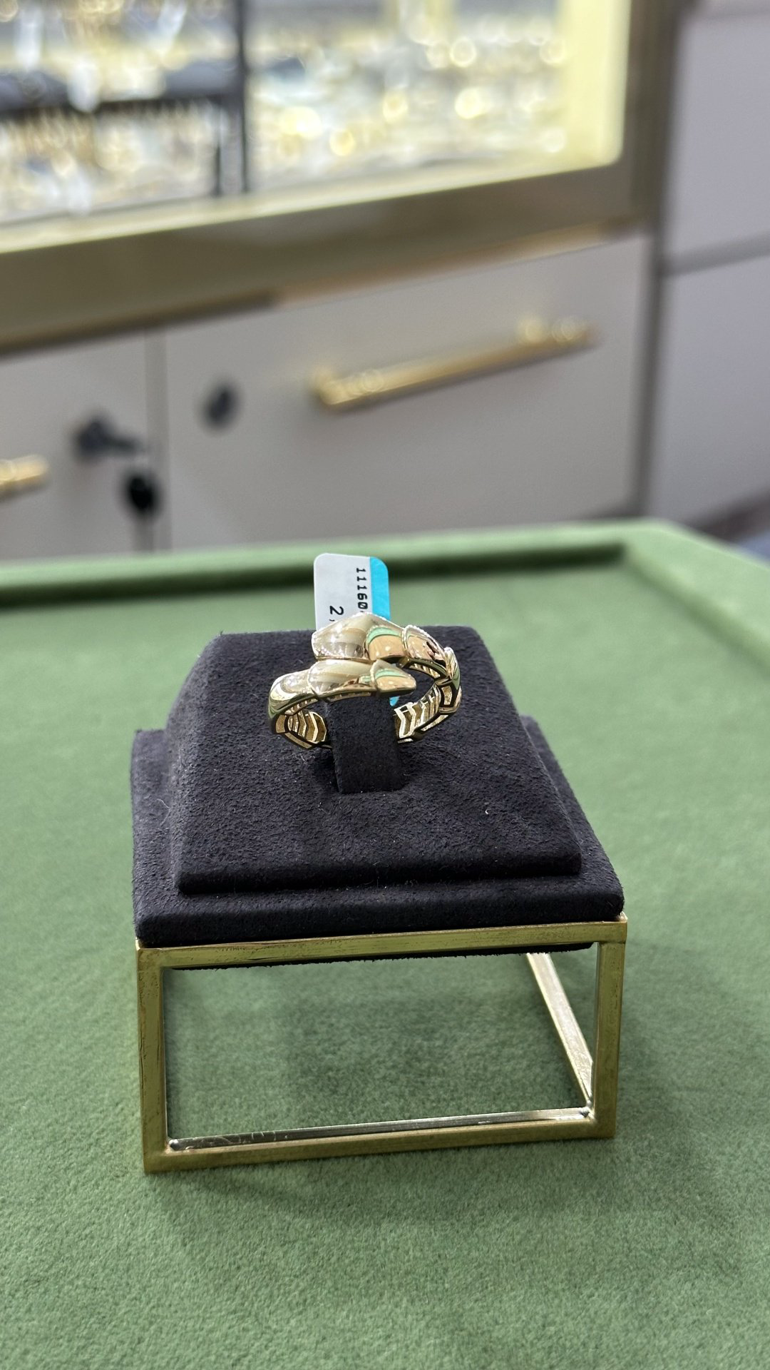 Кольцо MANILAS GOLD LP72132 размер 18 вес 2.47 г золото, без вставок купить,NaN