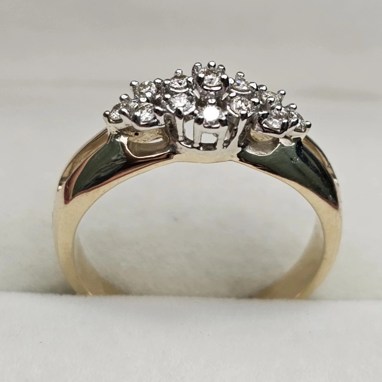 Кольцо Deimantas 107988380 17р 3,31гр 0,17ct. купить,NaN