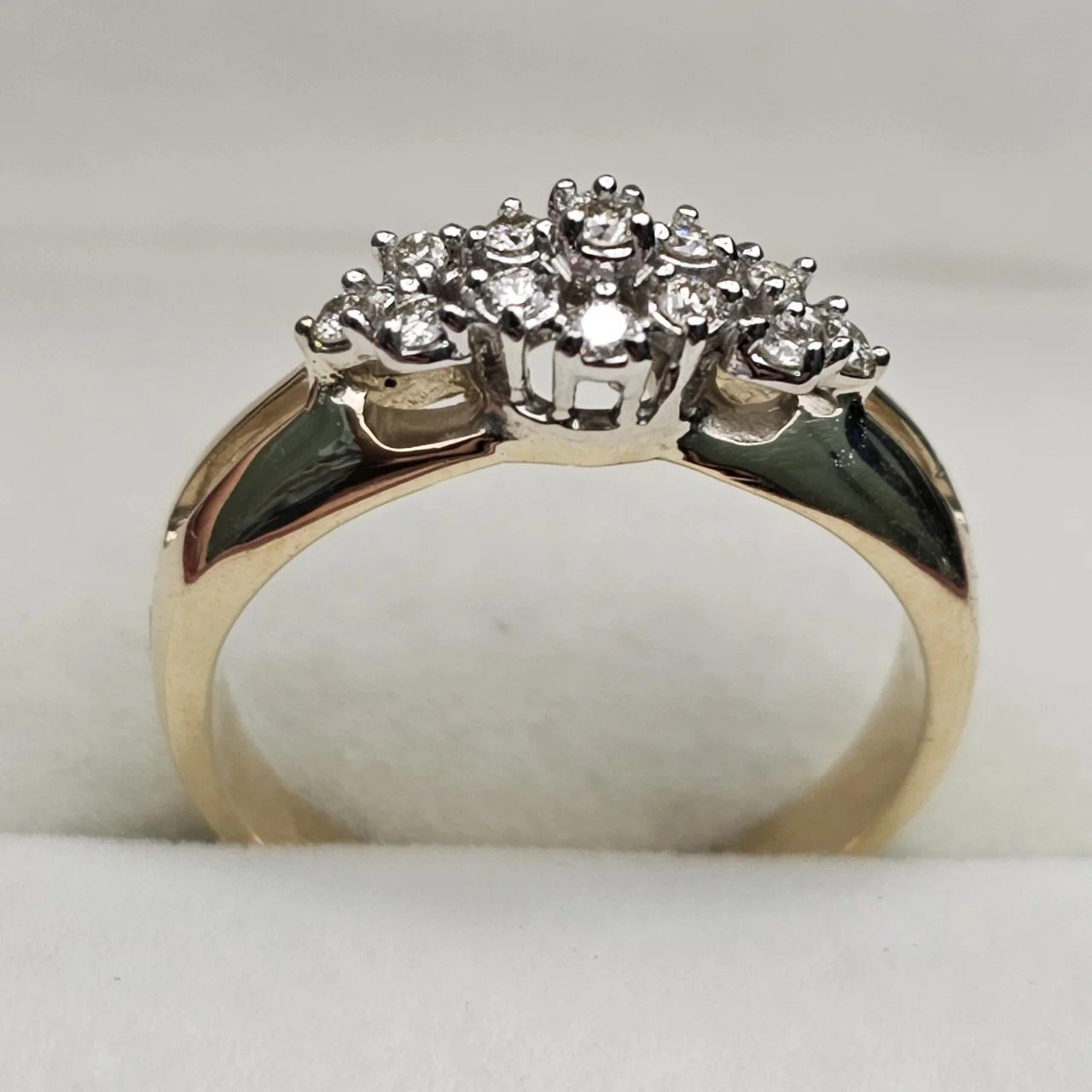 Кольцо Deimantas 107988380 17р 3,31гр 0,17ct. купить,NaN