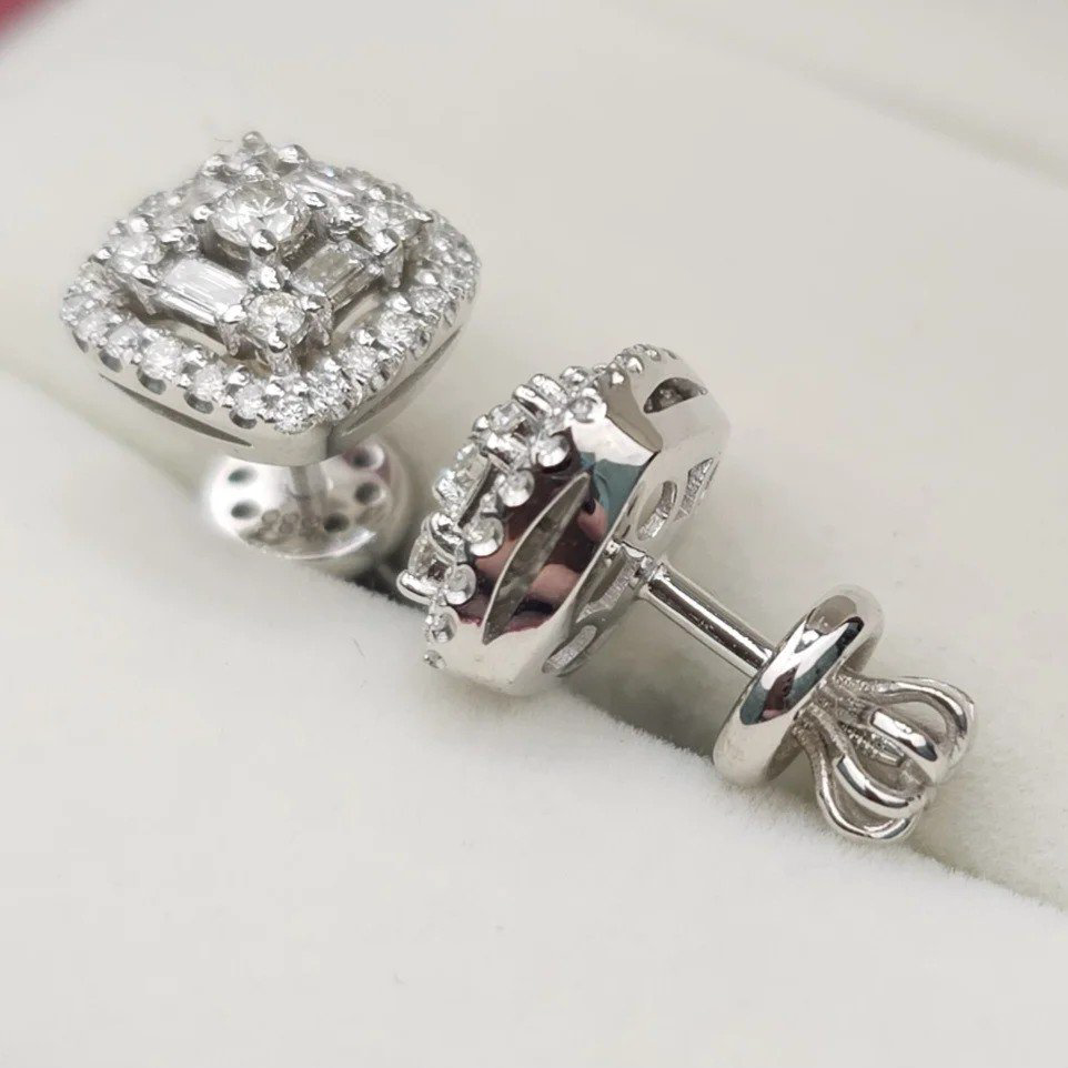 Серьги Deimantas 107995867 3,83гр 0,76ct. купить,NaN