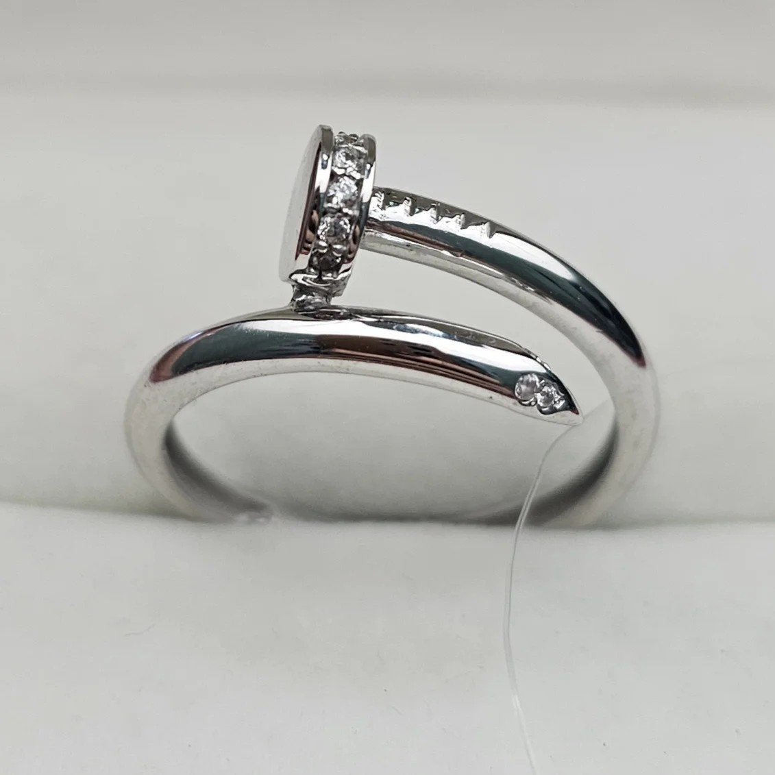 Кольцо Deimantas 107927796 17,5р 2,50гр.  купить,NaN