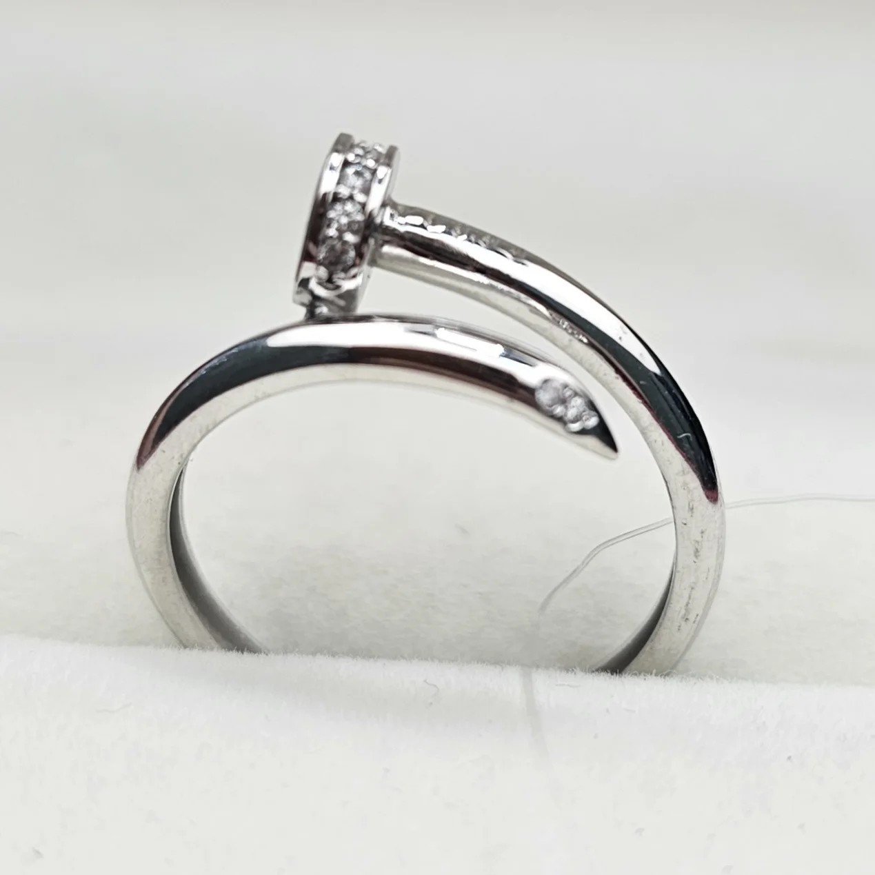 Кольцо Deimantas 107927796 17,5р 2,50гр.  купить,NaN
