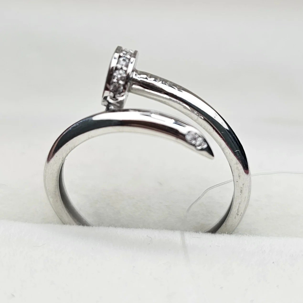 Кольцо Deimantas 107927796 17,5р 2,50гр.  купить,NaN