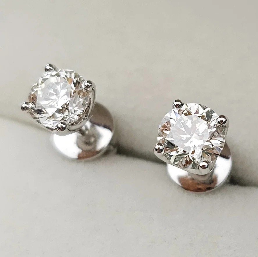 Серьги Deimantas 107931939 3,61гр 2,00ct. купить,NaN
