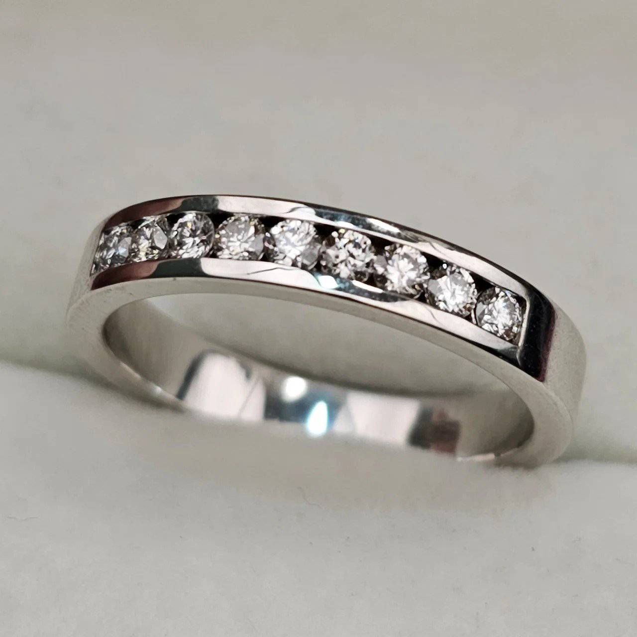 Кольцо Deimantas 107984872 15,5р 3,26гр 0,29ct. купить,NaN