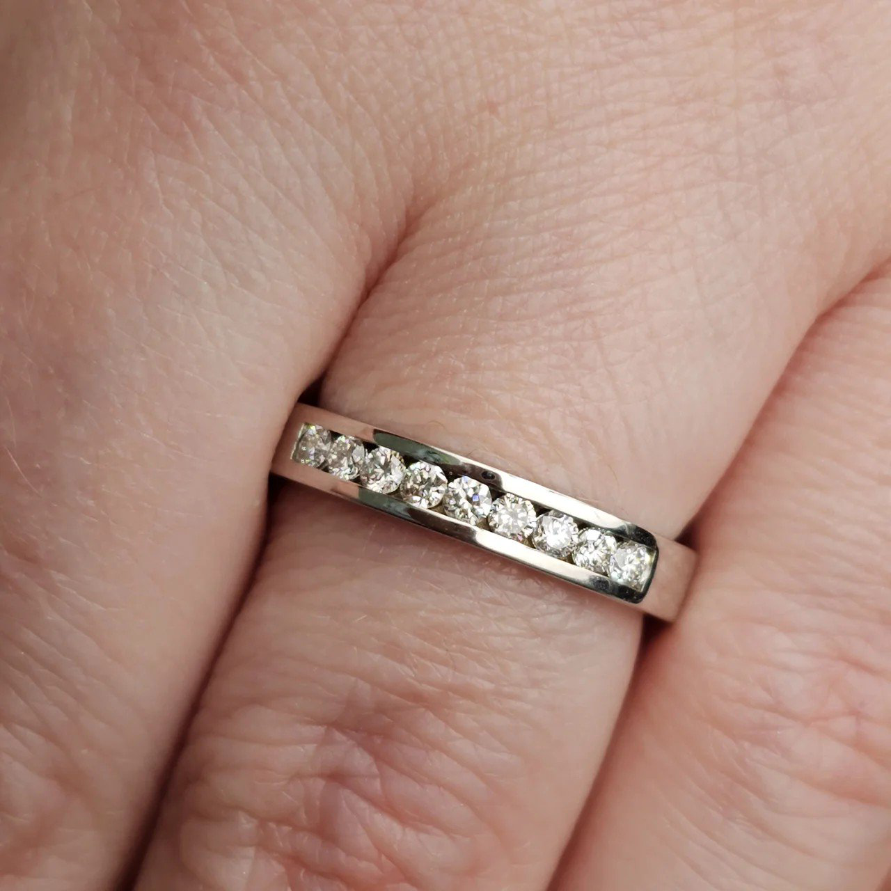 Кольцо Deimantas 107984872 15,5р 3,26гр 0,29ct. купить,NaN