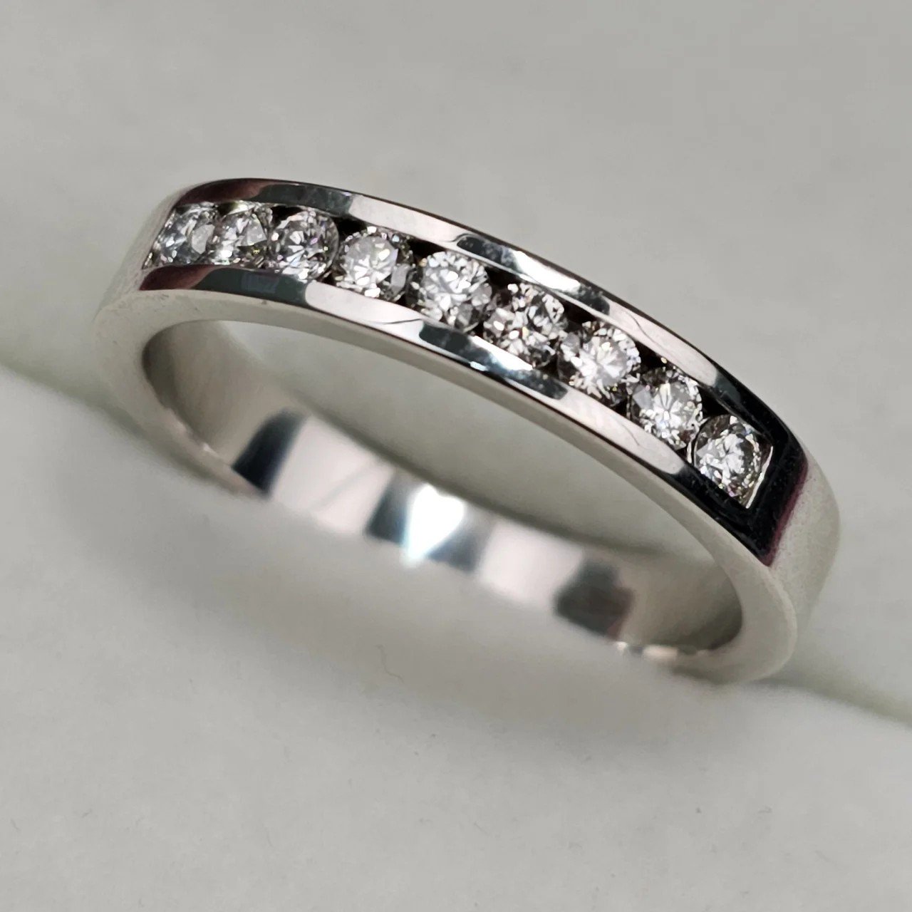 Кольцо Deimantas 107984848 17р 3,53гр 0,29ct. купить,NaN