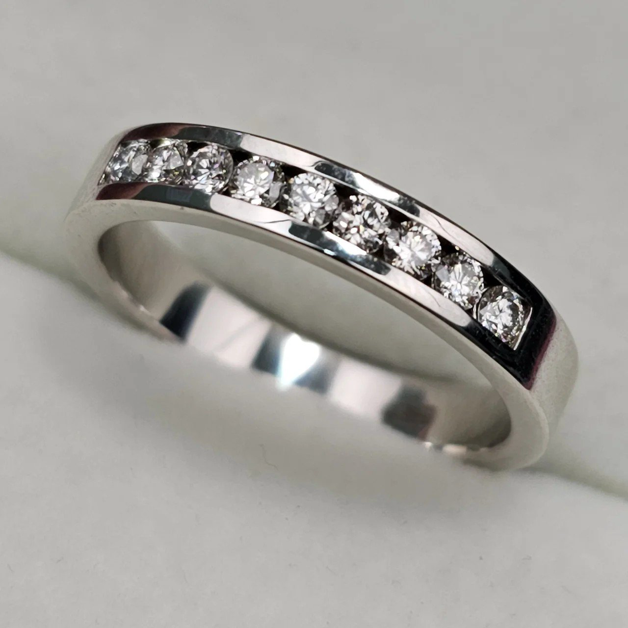 Кольцо Deimantas 107984848 17р 3,53гр 0,29ct. купить,NaN