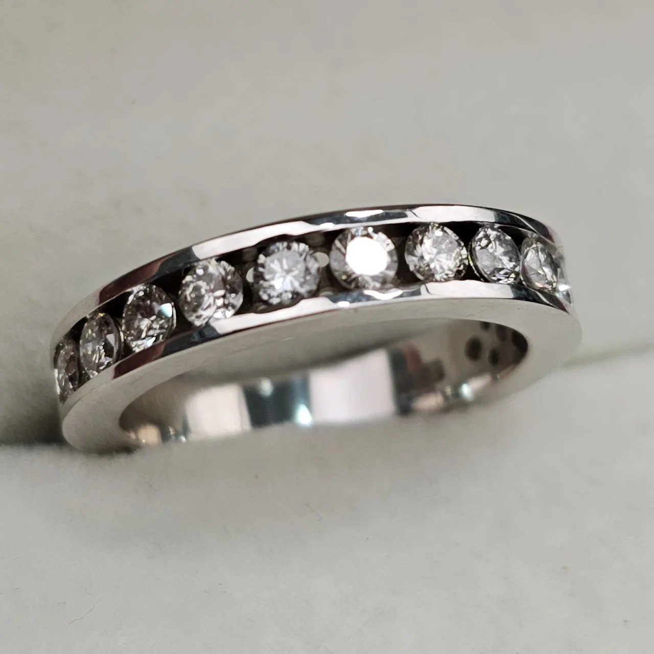 Кольцо Deimantas 107984796 16,3р 4,64гр 0,79ct. купить,NaN