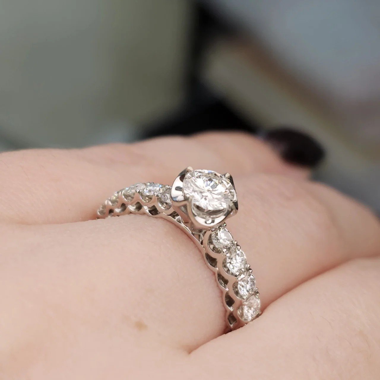 Кольцо Deimantas 107983611 17р 3,31гр 1,29ct. купить,NaN