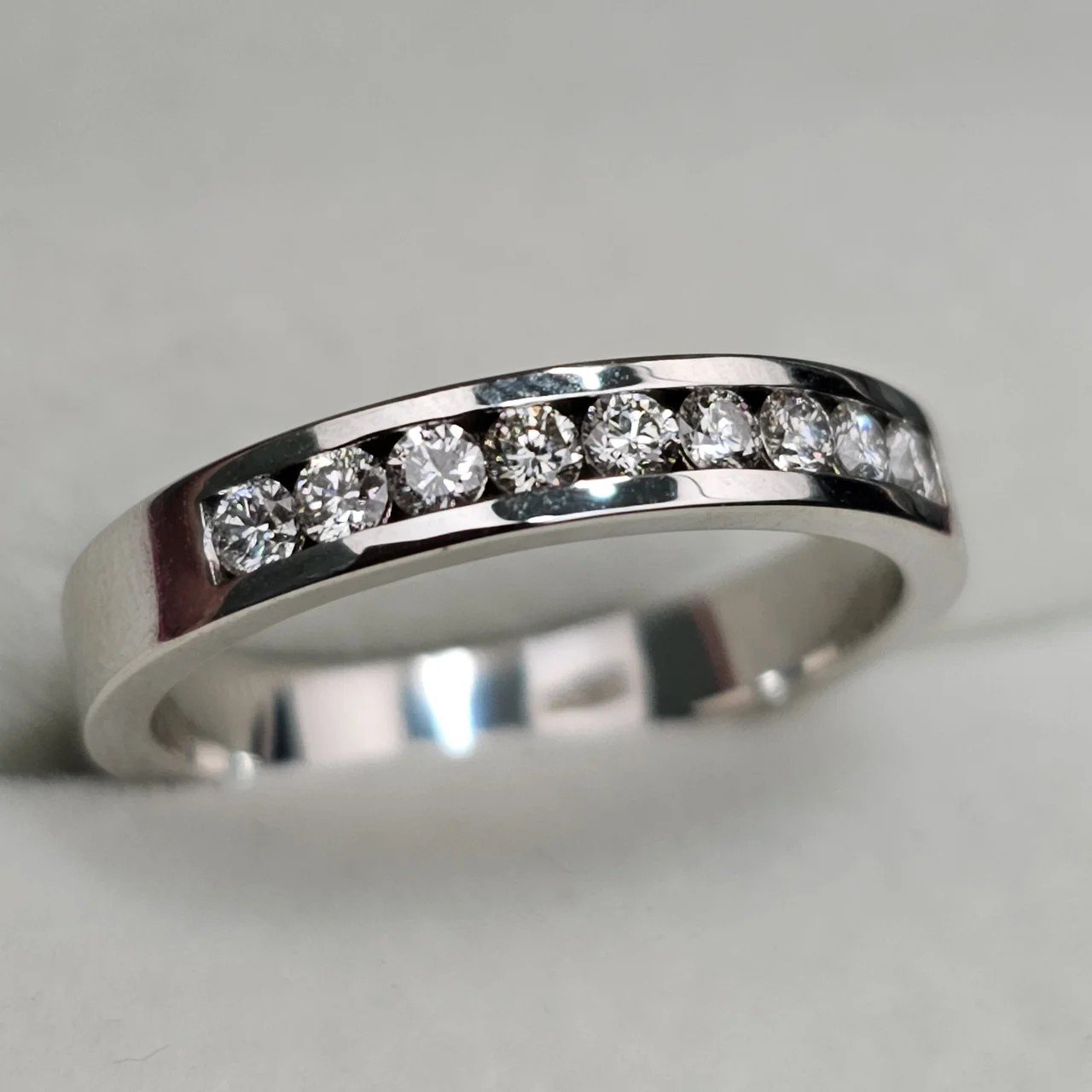Кольцо Deimantas 107984541 16р 3,24гр 0,29ct. купить,NaN