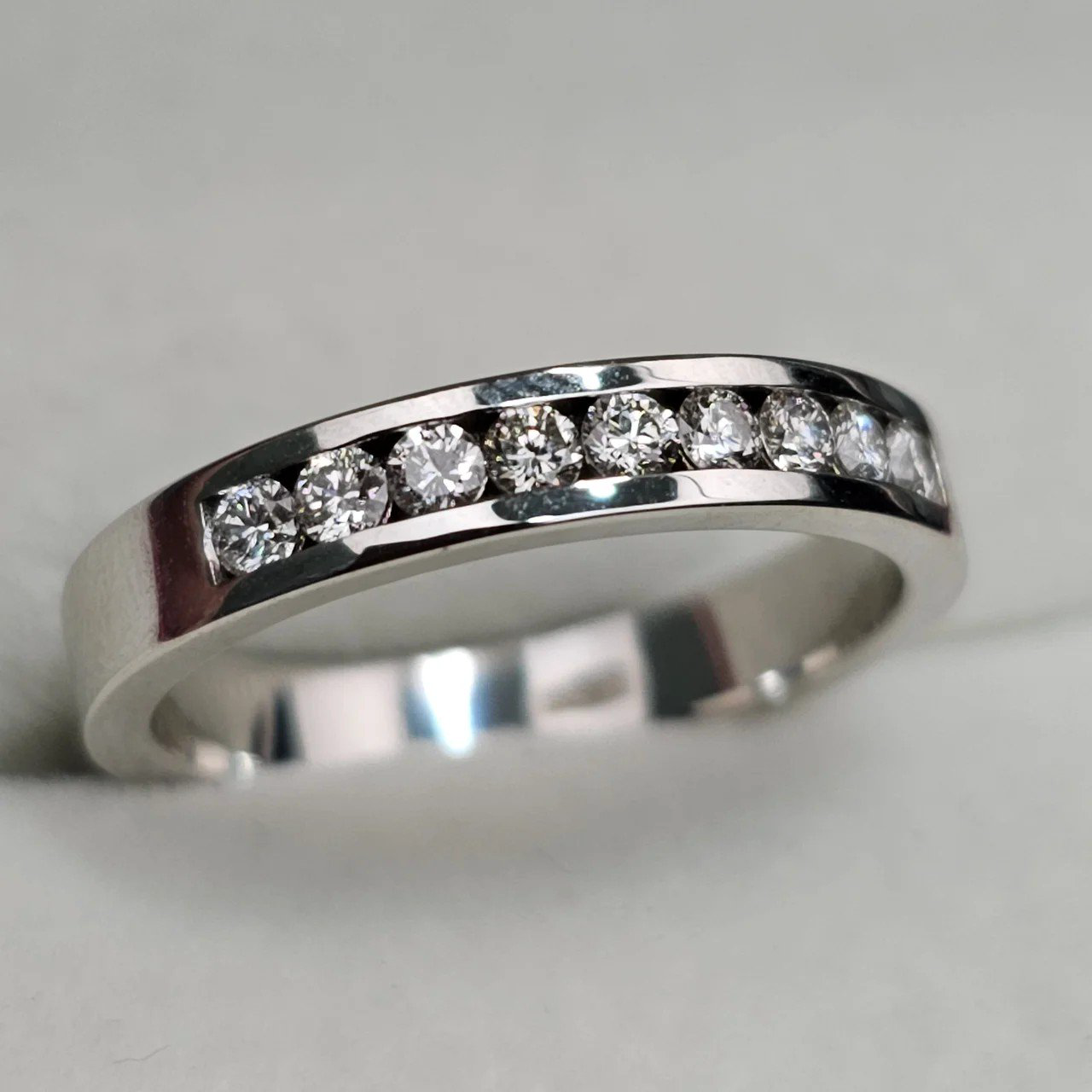Кольцо Deimantas 107984541 16р 3,24гр 0,29ct. купить,NaN