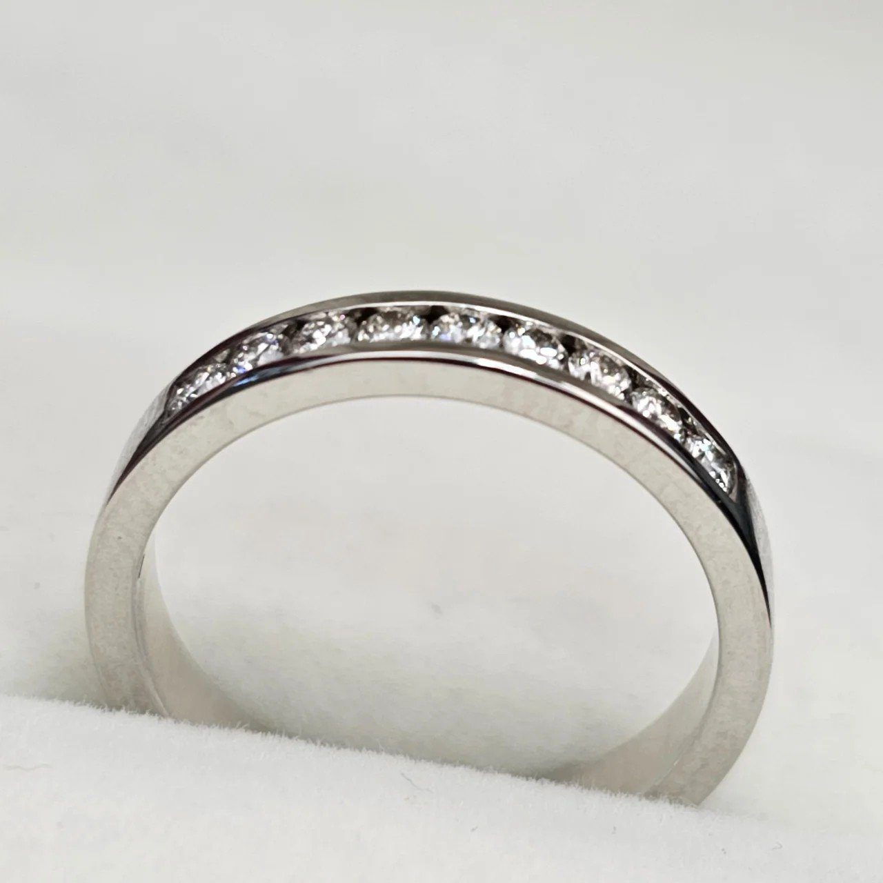 Кольцо Deimantas 107984541 16р 3,24гр 0,29ct. купить,NaN