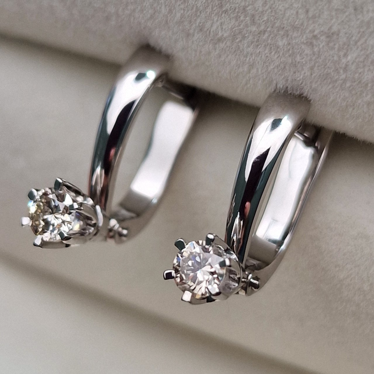 Серьги Deimantas 100597035 3,07гр 0,37ct. купить,NaN