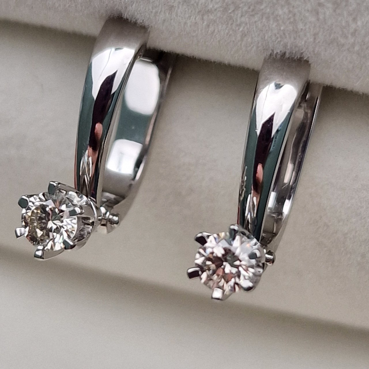 Серьги Deimantas 100597013 3,01гр 0,366ct. купить,NaN