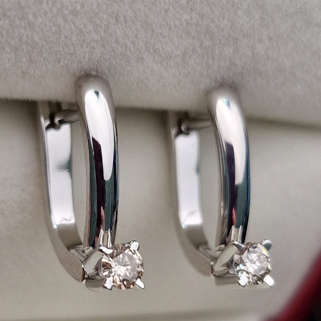 Серьги Deimantas 100597019 3,12гр 0,287ct. купить,NaN