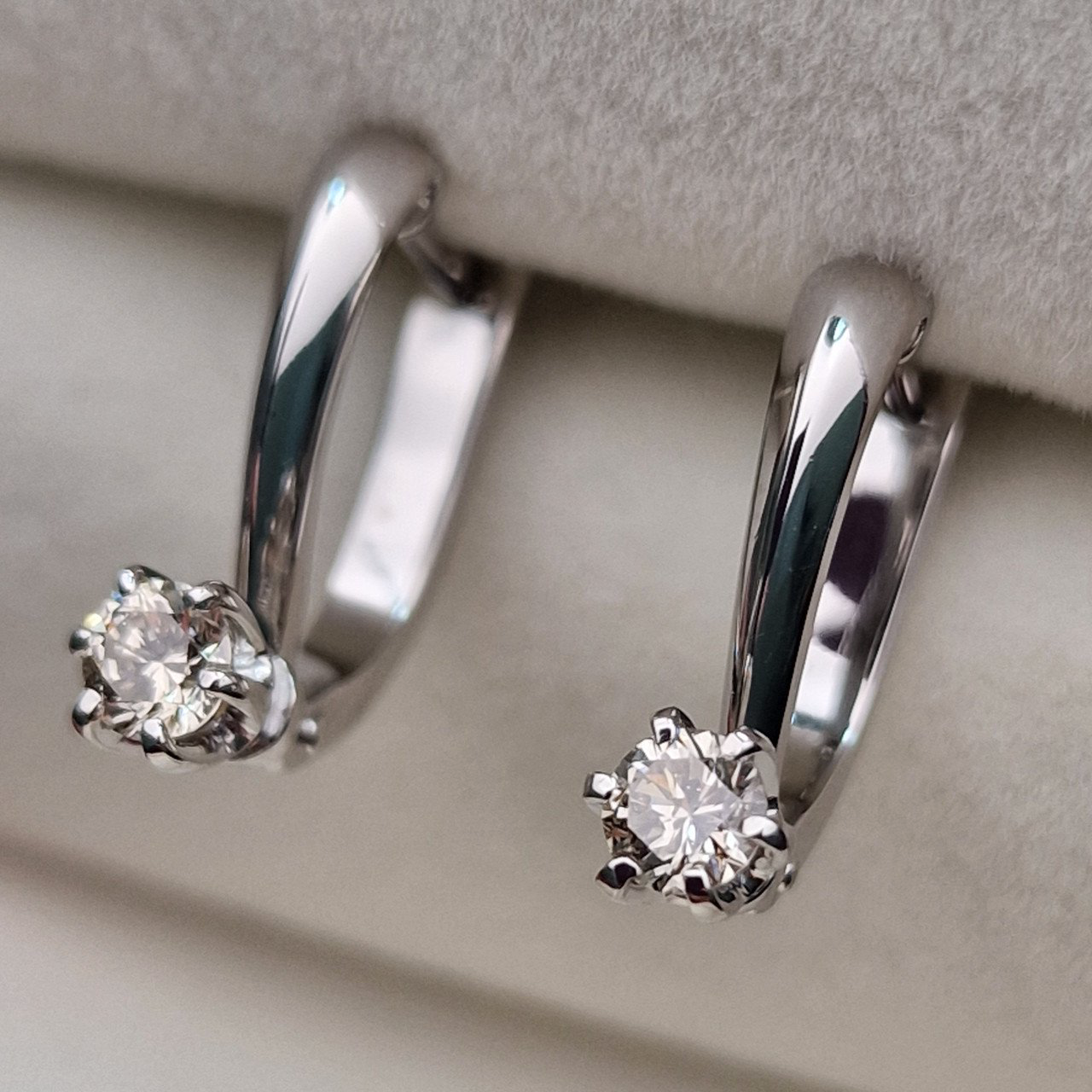 Серьги Deimantas 100597029 3,24гр 0,37ct. купить,NaN