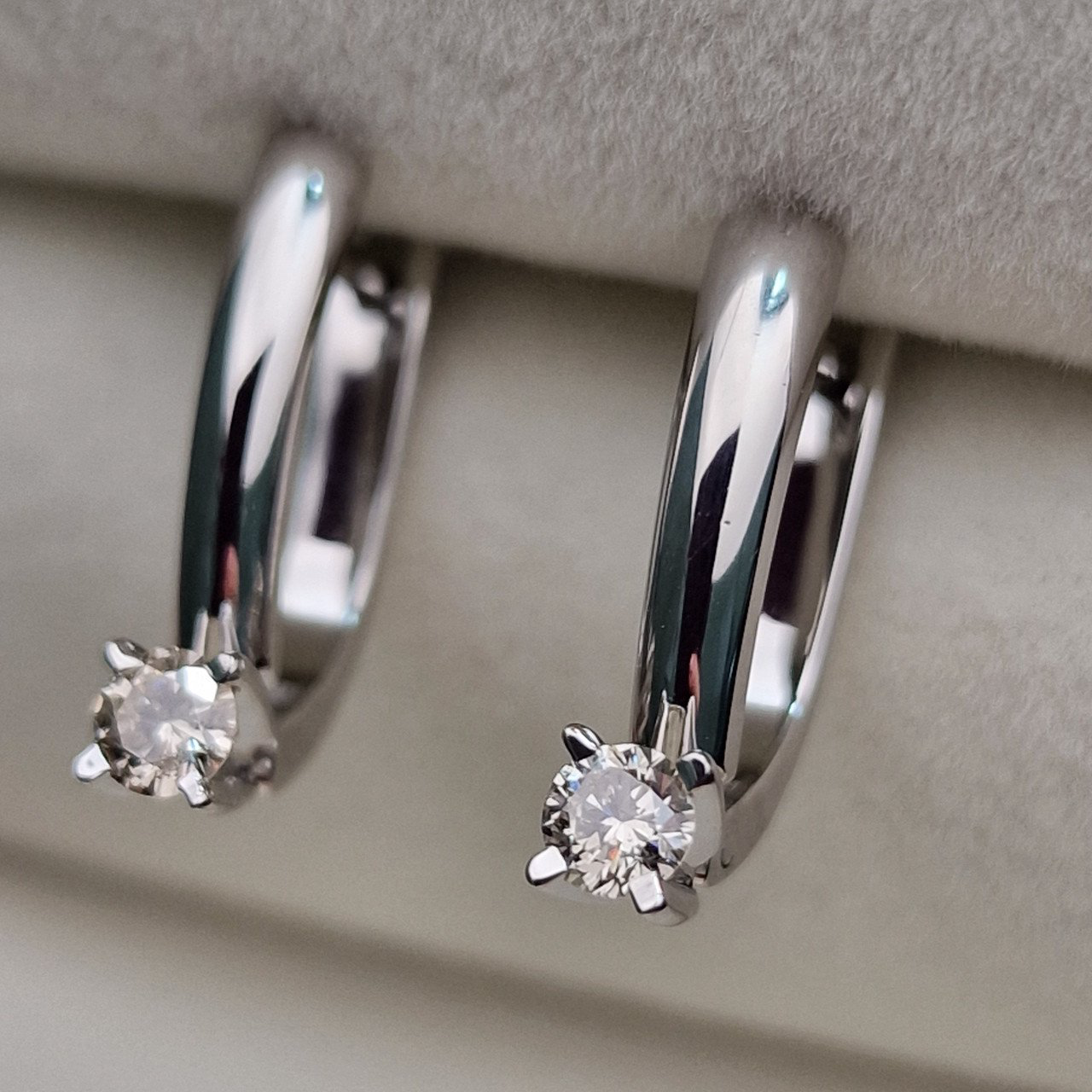 Серьги Deimantas 100597019 3,12гр 0,287ct. купить,NaN