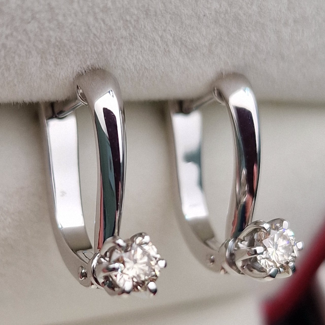 Серьги Deimantas 100597029 3,24гр 0,37ct. купить,NaN