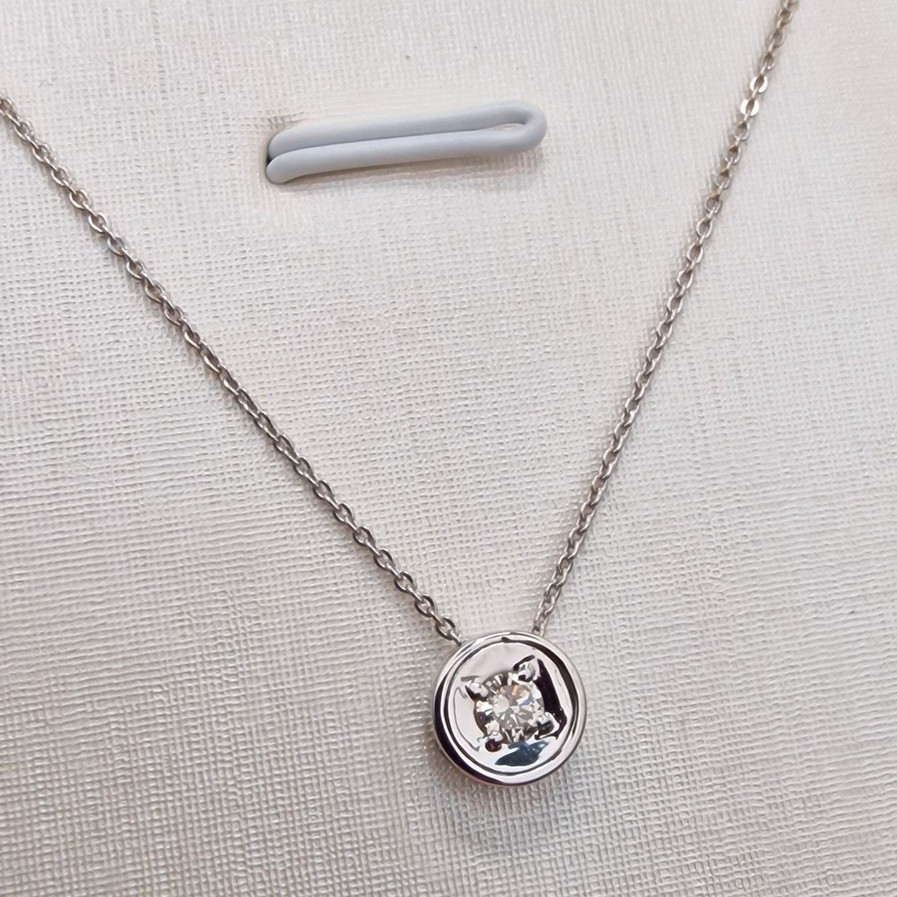 Колье Deimantas 100597316 40см 1,93гр 0,104ct. купить,NaN