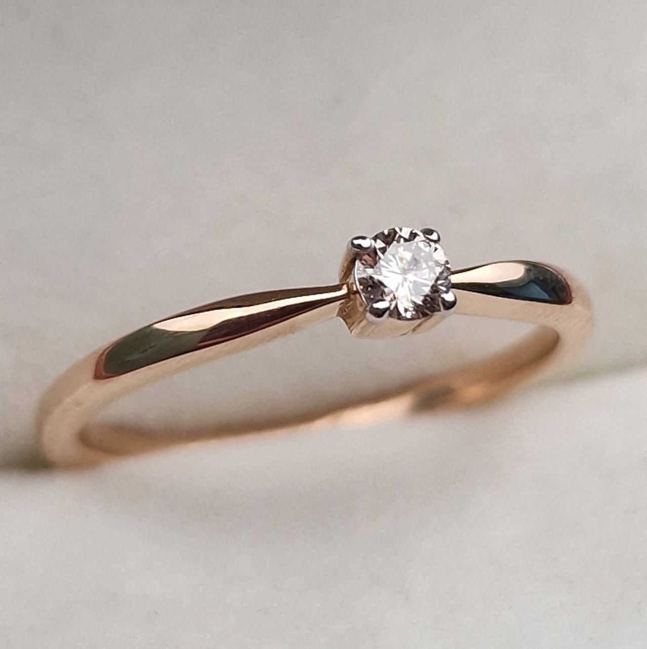 Кольцо Deimantas 100656619 16,5р 1,79гр 0,105ct. купить,NaN