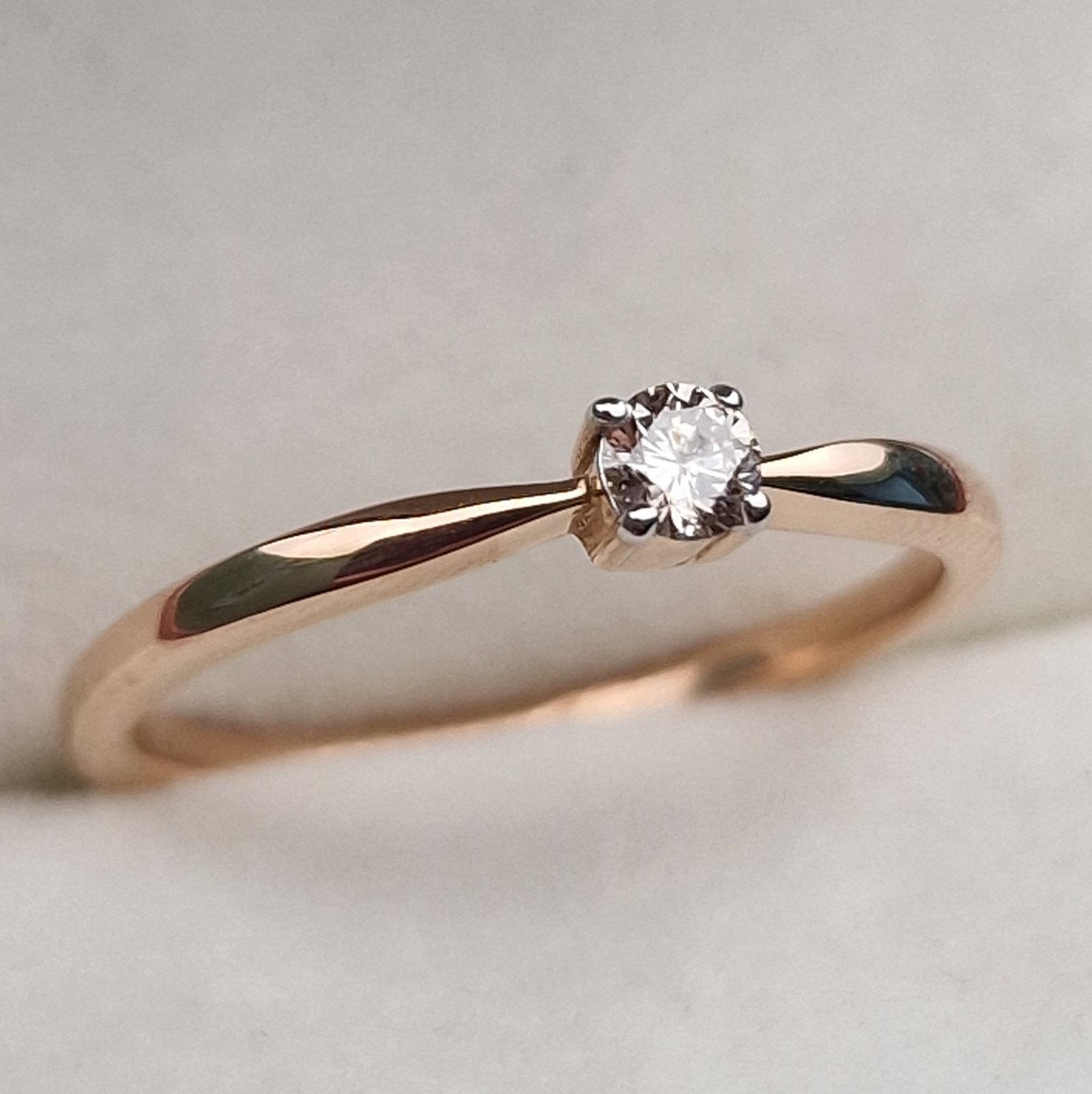 Кольцо Deimantas 100656619 16,5р 1,79гр 0,105ct. купить,NaN