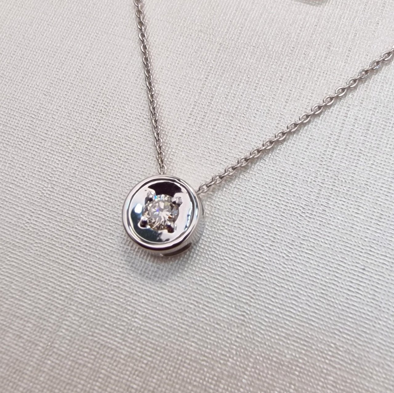 Колье Deimantas 100597316 40см 1,93гр 0,104ct. купить,NaN