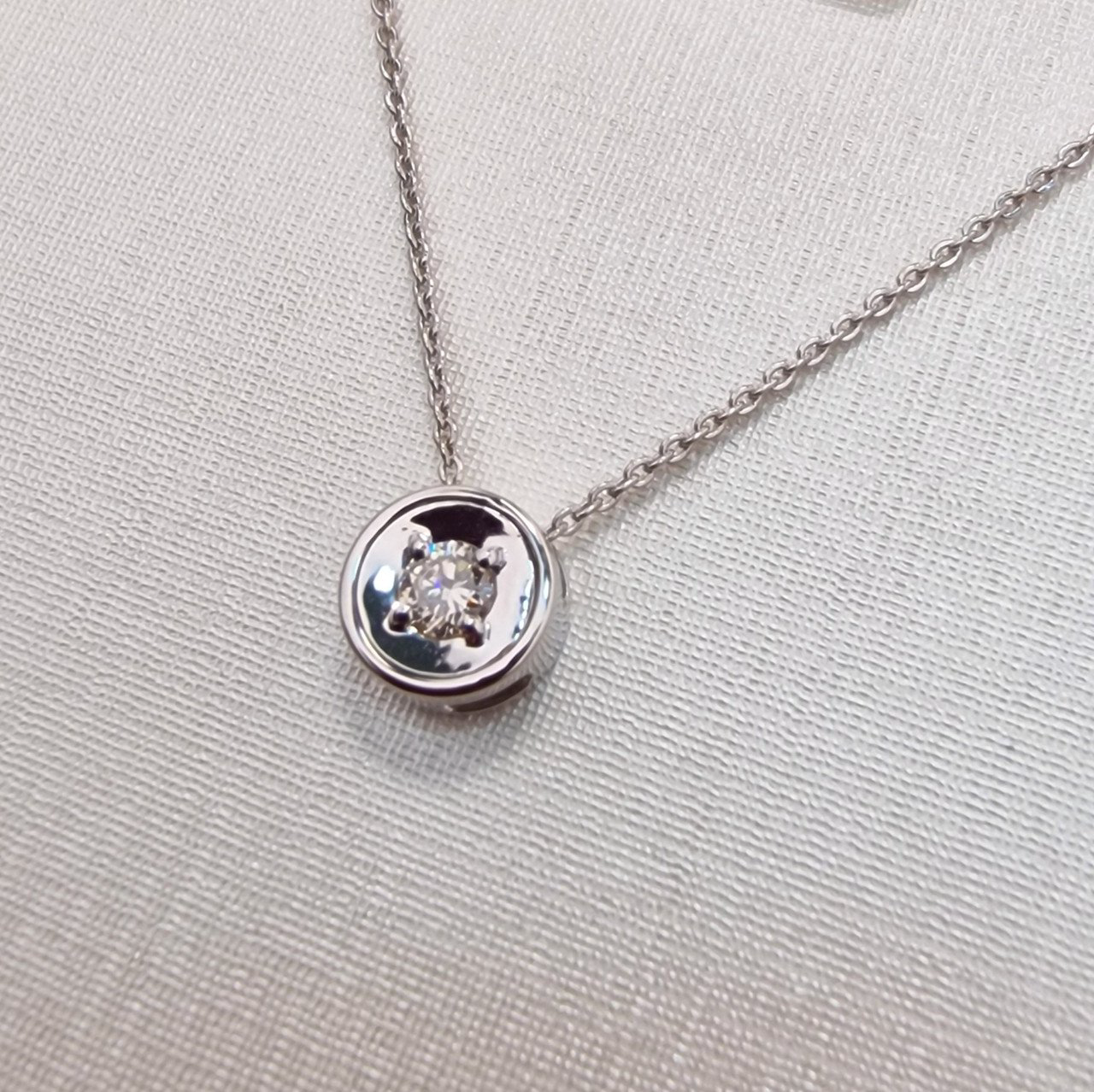 Колье Deimantas 100597316 40см 1,93гр 0,104ct. купить,NaN