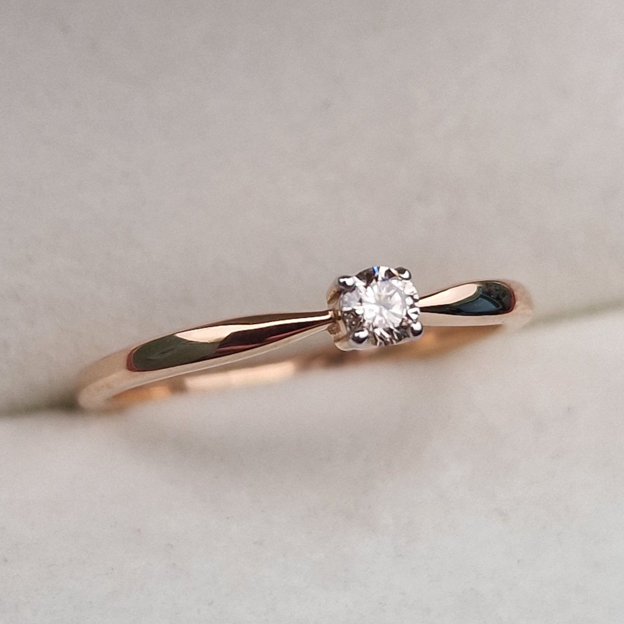 Кольцо Deimantas 100656619 16,5р 1,79гр 0,105ct. купить,NaN