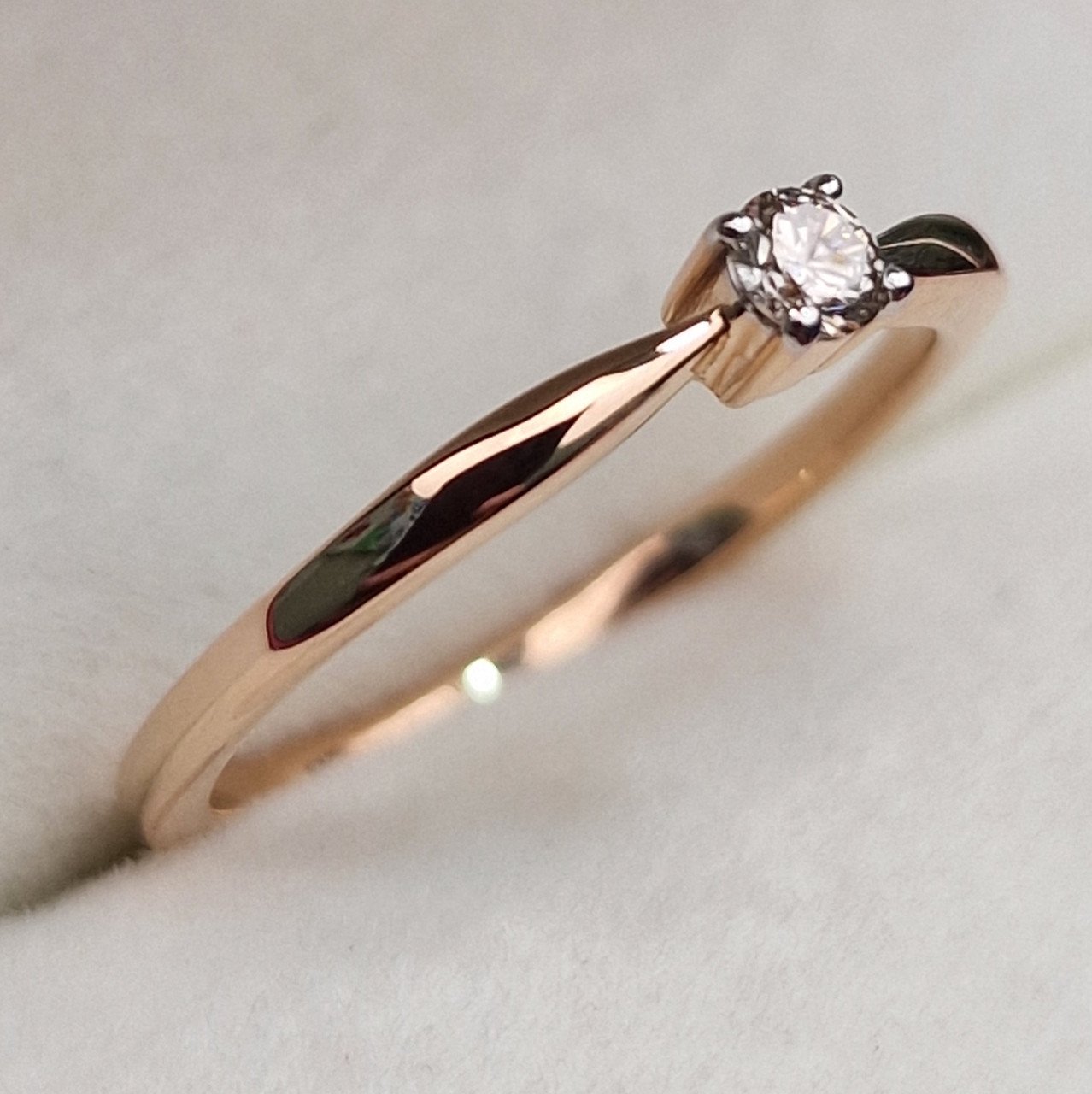 Кольцо Deimantas 100656619 16,5р 1,79гр 0,105ct. купить,NaN