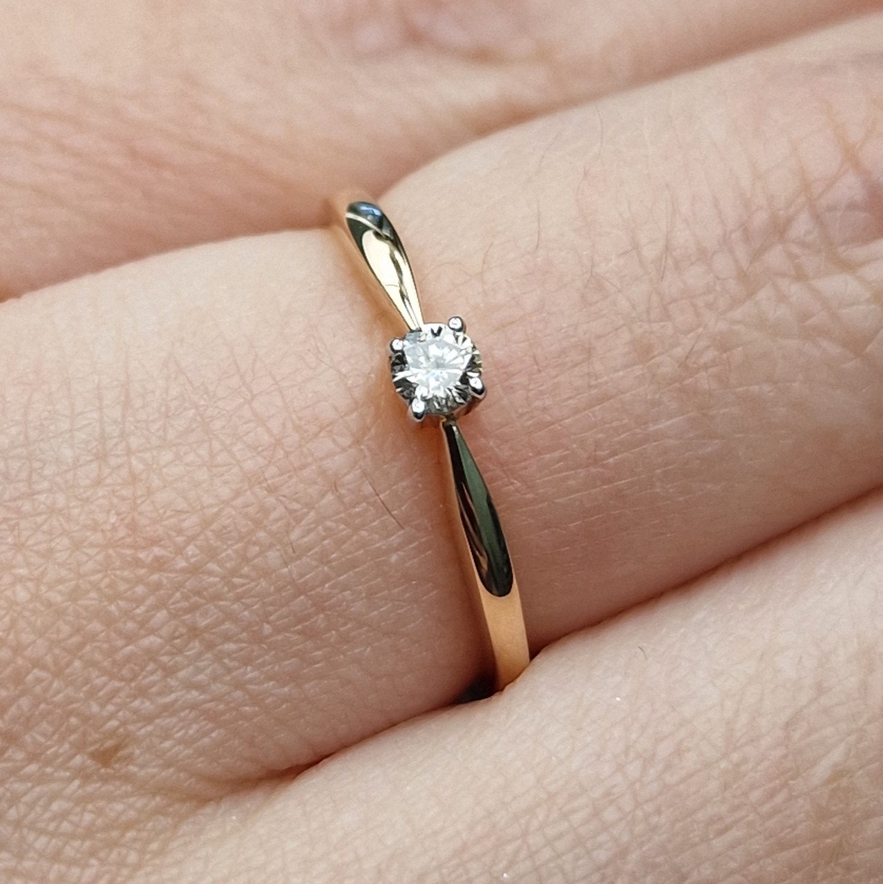 Кольцо Deimantas 100656619 16,5р 1,79гр 0,105ct. купить,NaN