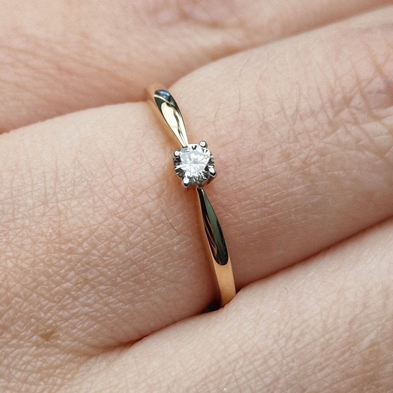 Кольцо Deimantas 100656619 16,5р 1,79гр 0,105ct. купить,NaN